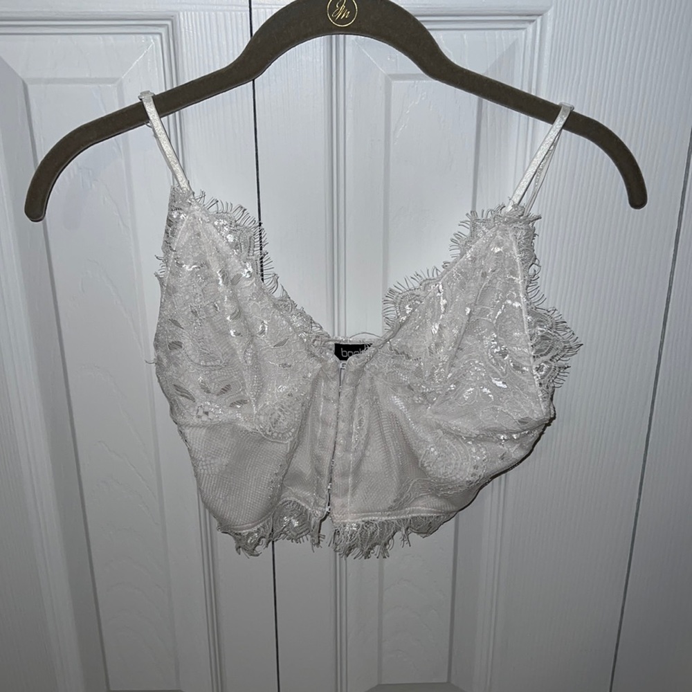 Boohoo white lace top